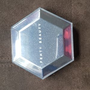 Fenty Beauty "Diamond Bomb